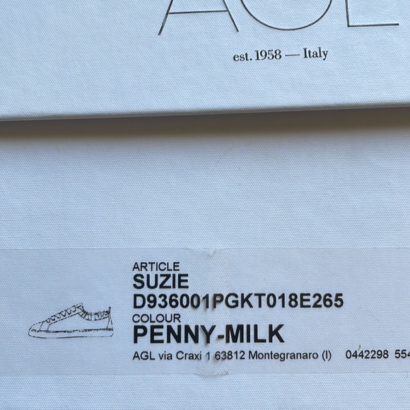 NIB AGL made in Italy Penny gorgeous pink soft leather sneakers - Picture 7 of 7